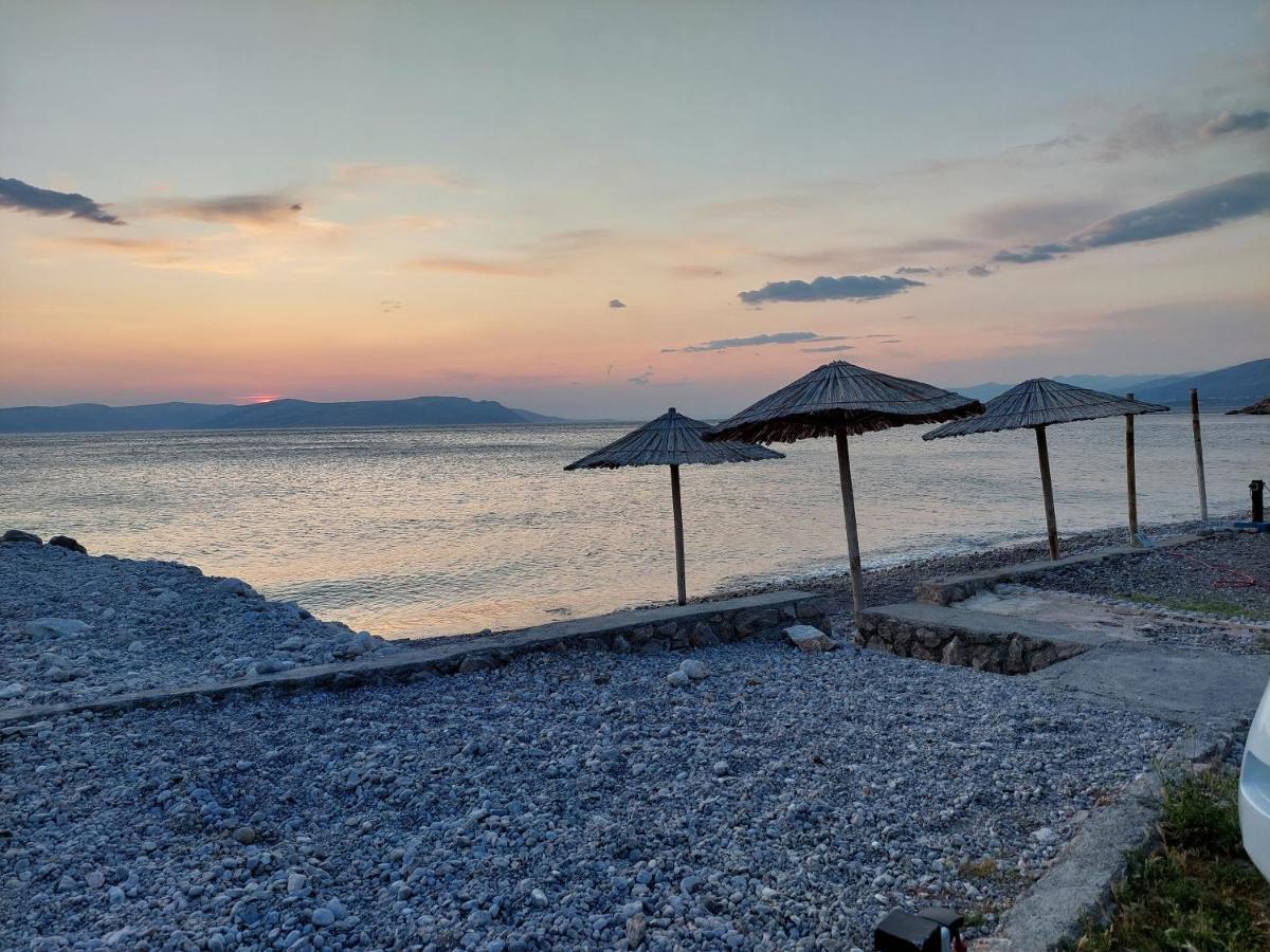 Mobile Home Luna Senj  Exterior photo